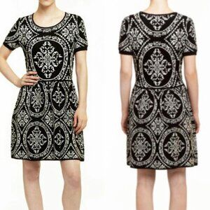 Romeo + Juliet Couture Damask Short Sleeve Intarsia Knit Dress Size Medium